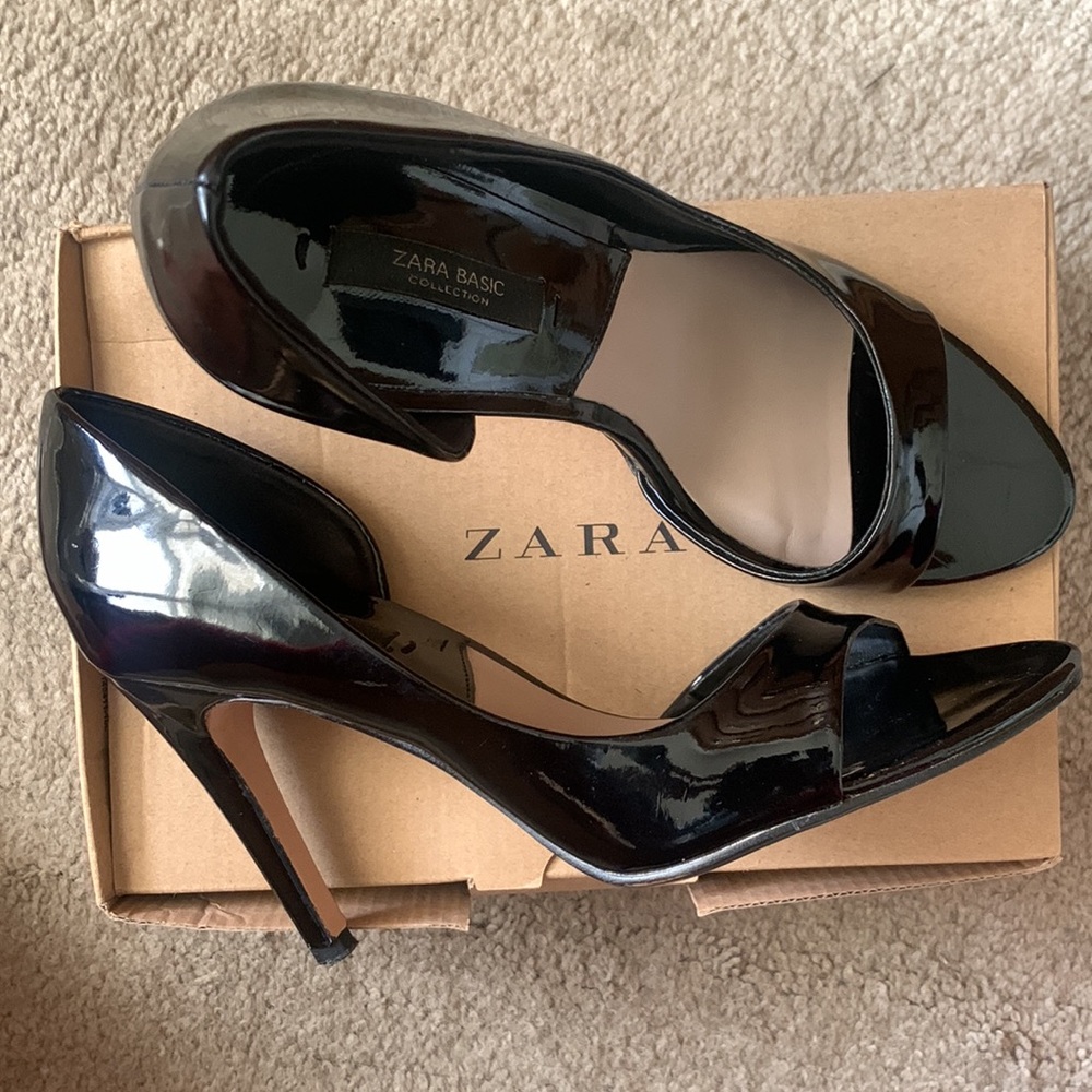 Zara peep toe basic heel